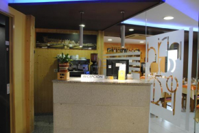 Гостиница Hotel Alegría  Баньос-Де-Монтемайор
